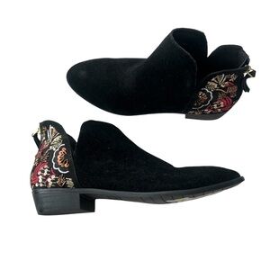 Kenneth Cole REACTION Suede Loop Sparkle Embellished Ankle Booties